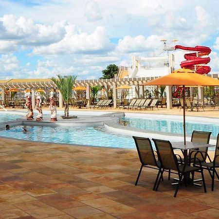 Cafe Ou Cafe E Almoco Lacqua Parque Aquatico 24 Horas Калдас Новас Екстериор снимка